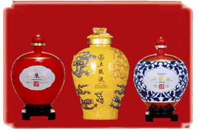 铜陵烟酒回收五粮液各种摆件.jpg